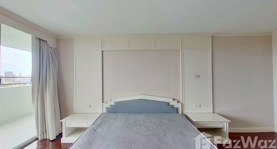 Apartamento en alquiler de 3 habitaciones en Watthana, Bangkok
