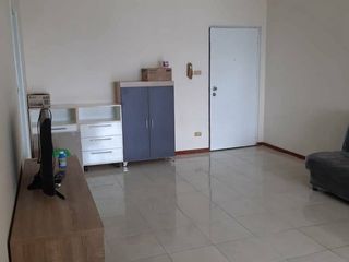 Condo en alquiler de 1 habitaciones en Yan Nawa, Bangkok