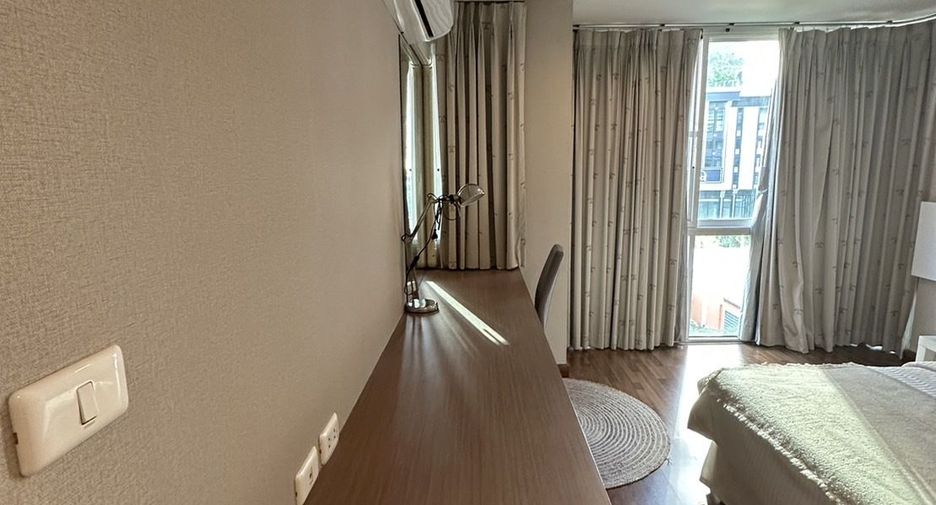 For rent 2 ベッドルーム condo in Khlong Toei, Bangkok