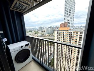 Condo en alquiler de 1 habitaciones en Phra Khanong, Bangkok