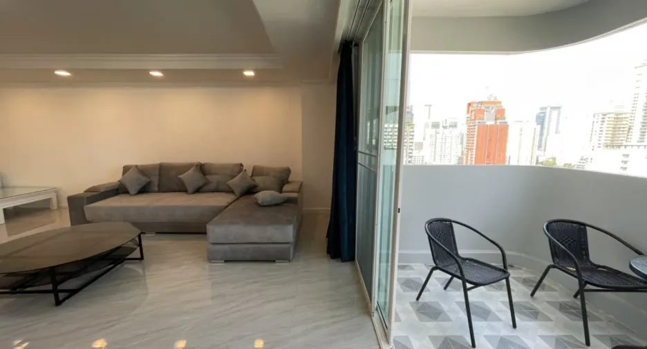 Condo en alquiler de 3 habitaciones en Watthana, Bangkok