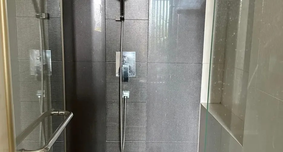 Condo en alquiler de 1 habitaciones en Khlong Toei, Bangkok