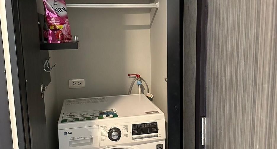 Condo en alquiler de 1 habitaciones en Khlong Toei, Bangkok