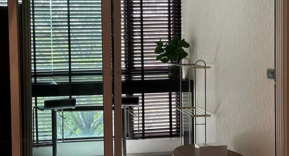 Condo en alquiler de 1 habitaciones en Khlong Toei, Bangkok