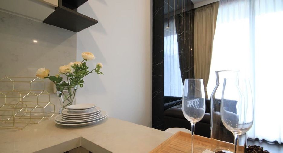 For rent 1 bed condo in Khlong Toei, Bangkok