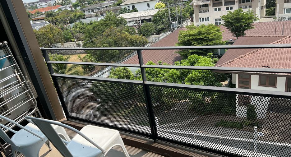 Wohnung zur Miete mit 2 Zimmer in Watthana, Bangkok