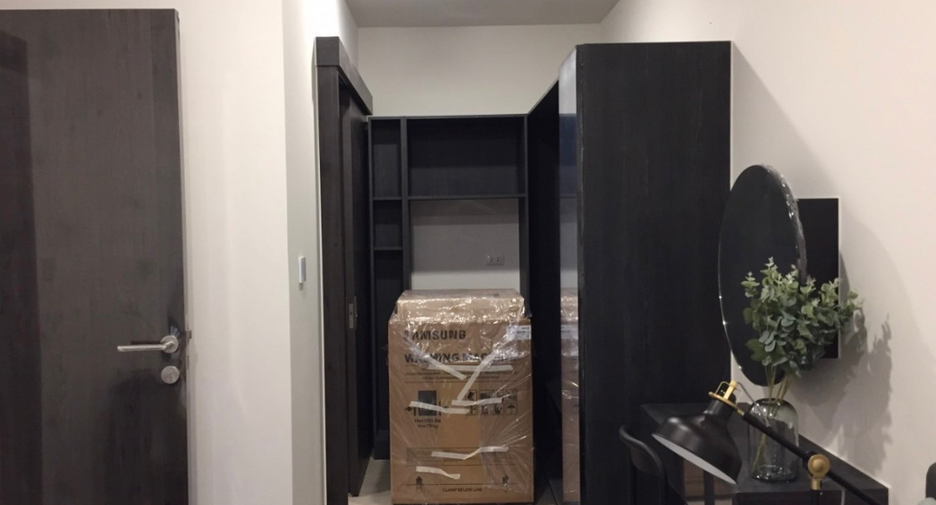 For rent 1 bed condo in Huai Khwang, Bangkok