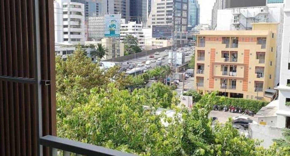 For rent 1 bed condo in Khlong Toei, Bangkok
