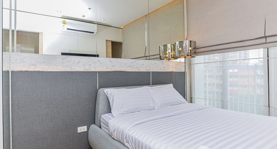 For rent 2 bedrooms condo in Khlong Toei, Bangkok