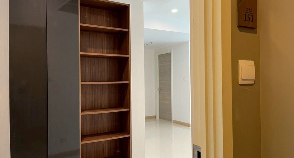 Wohnung zur Miete mit 2 Zimmer in Yan Nawa, Bangkok