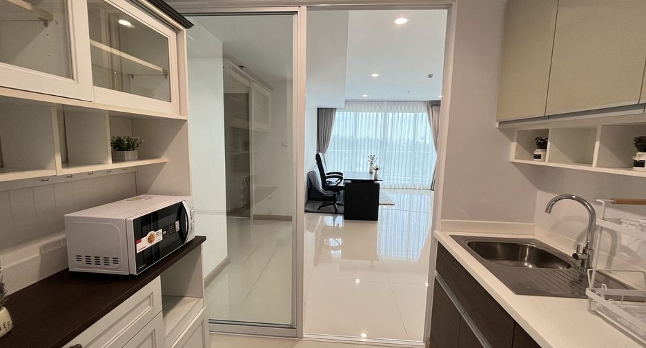 Wohnung zur Miete mit 2 Zimmer in Yan Nawa, Bangkok