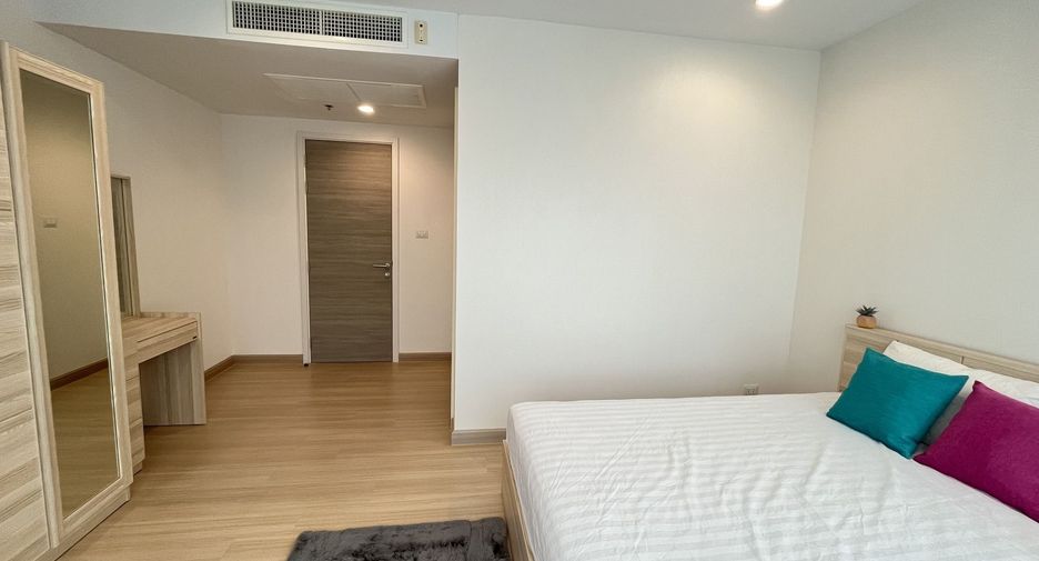 Wohnung zur Miete mit 2 Zimmer in Yan Nawa, Bangkok