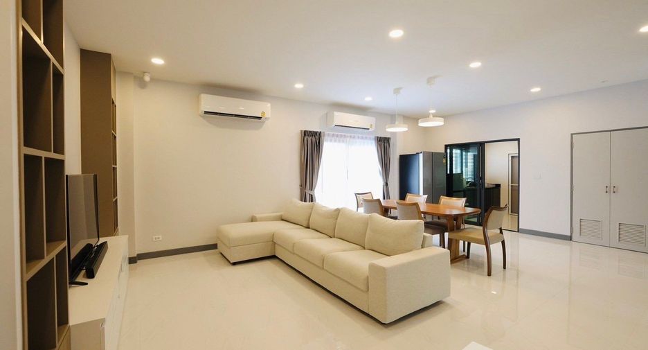 Haus zur Miete mit 4 Zimmer in Bang Phli, Samut Prakan