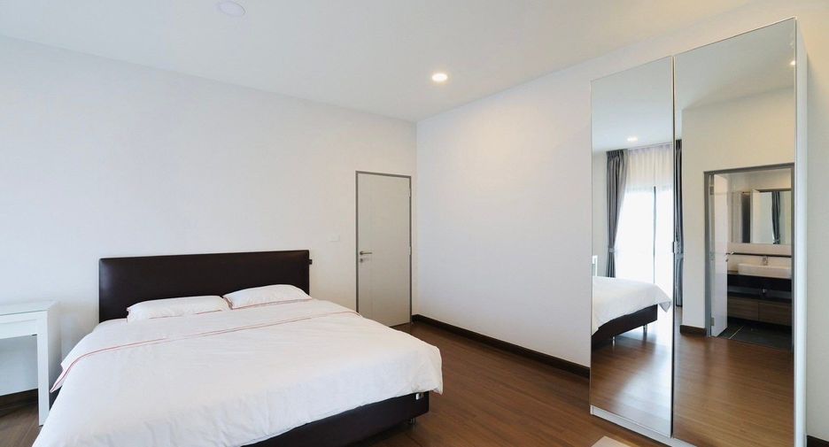 Haus zur Miete mit 4 Zimmer in Bang Phli, Samut Prakan