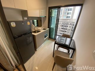 Condo en alquiler de 1 habitaciones en Huai Khwang, Bangkok