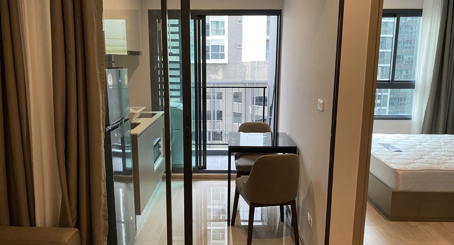 For rent 1 bed condo in Huai Khwang, Bangkok