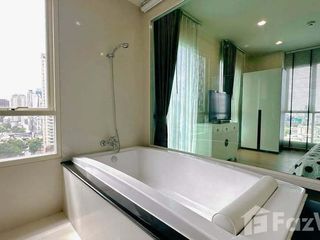 For rent 2 bedrooms condo in Pathum Wan, Bangkok