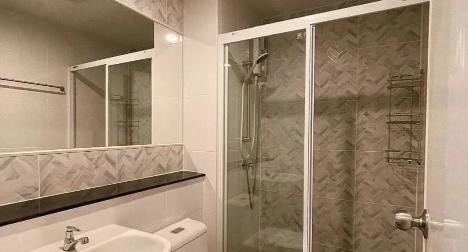For rent studio condo in Bang Na, Bangkok