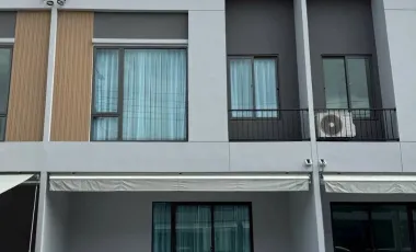 Reihenhaus zur Miete mit 3 Zimmer in Bang Phli, Samut Prakan