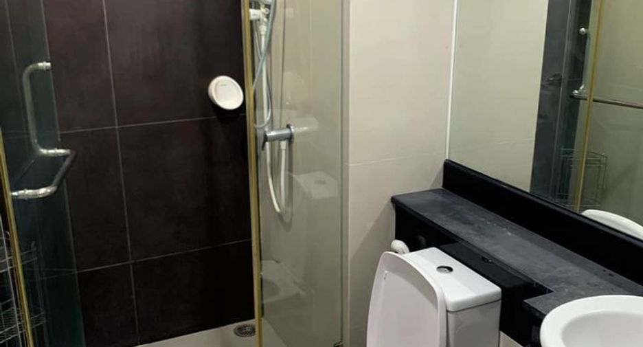 For rent 1 bed condo in Huai Khwang, Bangkok