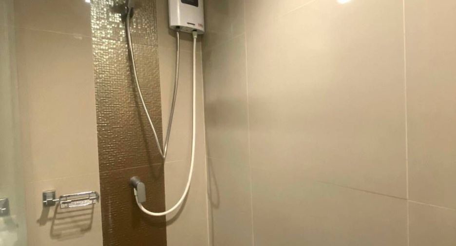 Wohnung zur Miete mit 2 Zimmer in Phra Khanong, Bangkok