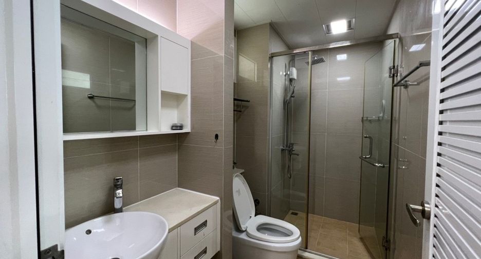 Wohnung zur Miete mit 1 Zimmer in Huai Khwang, Bangkok