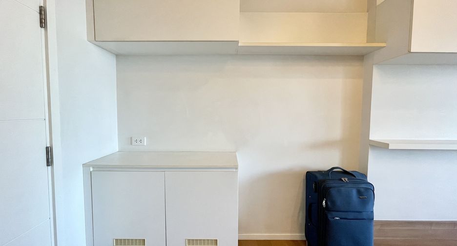 Wohnung zur Miete mit 1 Zimmer in Watthana, Bangkok