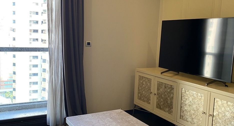 Condo en alquiler de 1 habitaciones en Khlong Toei, Bangkok