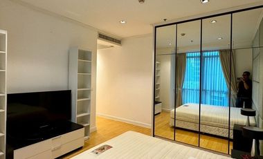 For rent 2 bedrooms condo in Pathum Wan, Bangkok