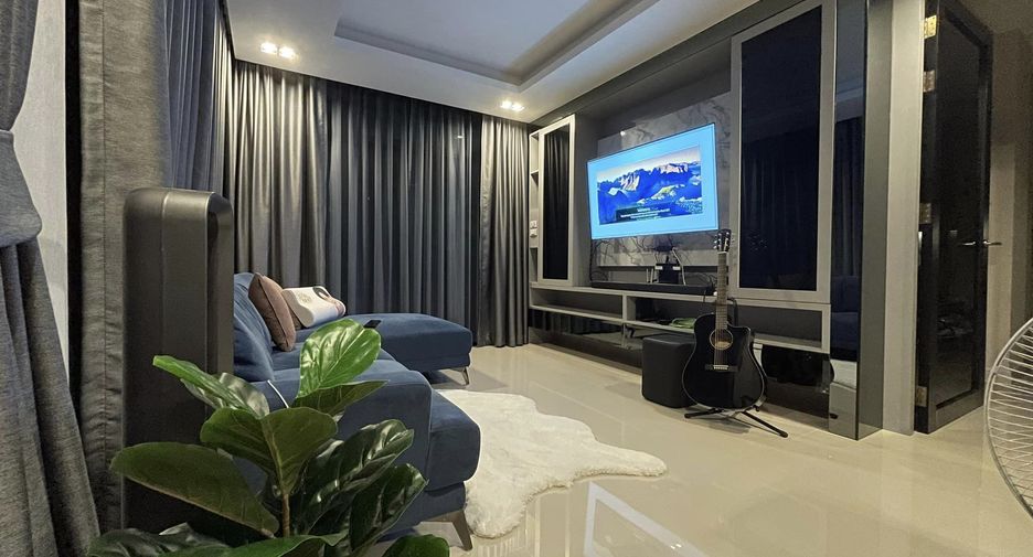 For rent 4 bedrooms house in Saphan Sung, Bangkok