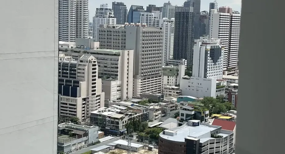 Condo en alquiler de 1 habitaciones en Pathum Wan, Bangkok
