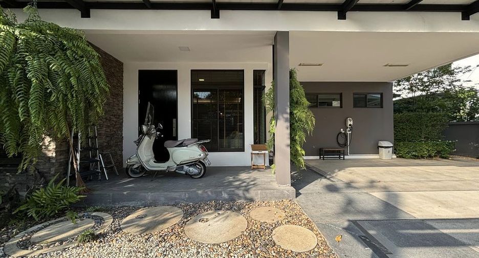 Аренда 4 спальни дом в Bang Phli, Самутпракан
