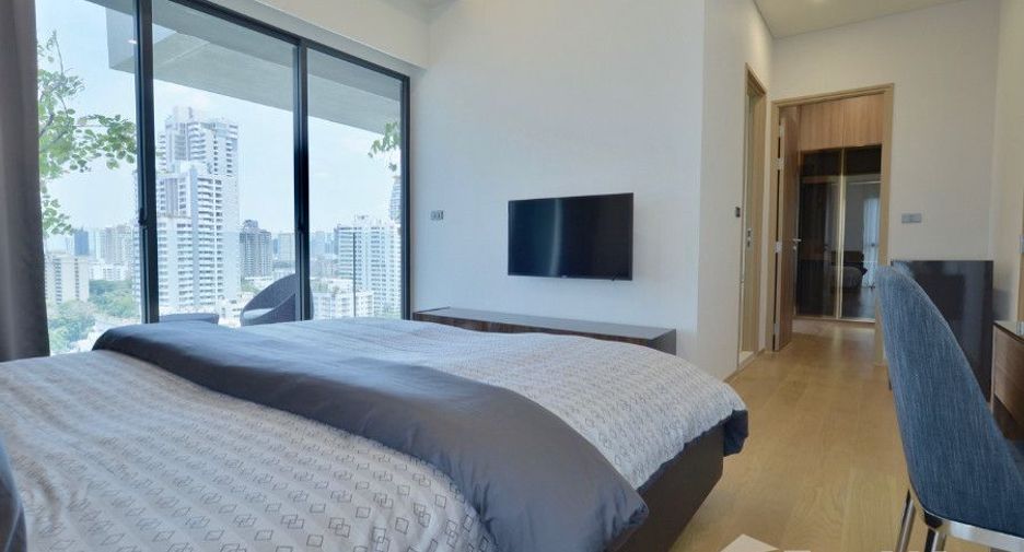 For rent 2 bedrooms condo in Watthana, Bangkok