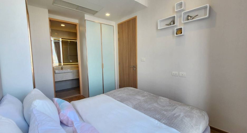 For rent 3 bedrooms condo in Watthana, Bangkok