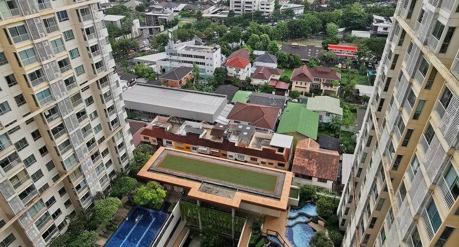 For rent 2 bedrooms condo in Bang Sue, Bangkok