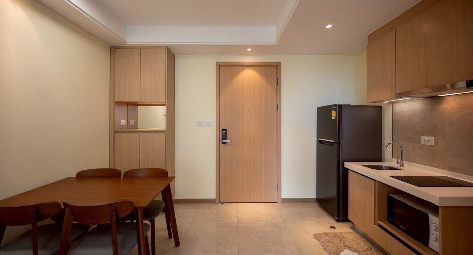For rent 1 bed condo in Yan Nawa, Bangkok