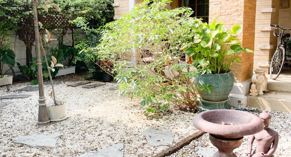 For rent 4 bedrooms house in Suan Luang, Bangkok