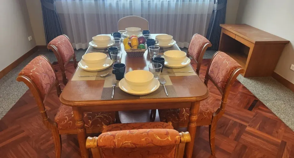 For rent 3 bedrooms condo in Watthana, Bangkok