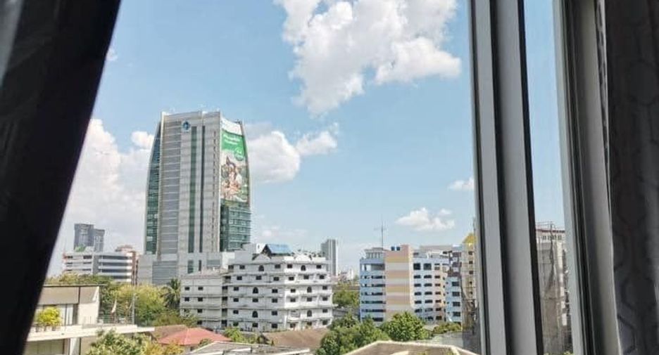 For rent 1 bed condo in Phaya Thai, Bangkok