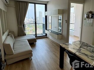 For rent 2 bedrooms condo in Phra Khanong, Bangkok