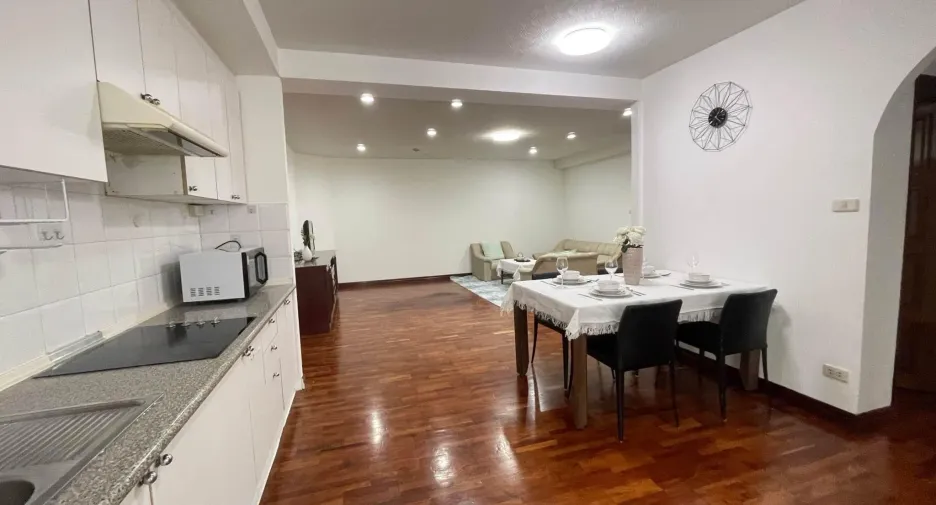 Wohnung zur Miete mit 2 Zimmer in Watthana, Bangkok