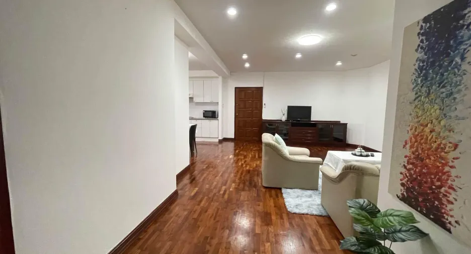 Wohnung zur Miete mit 2 Zimmer in Watthana, Bangkok