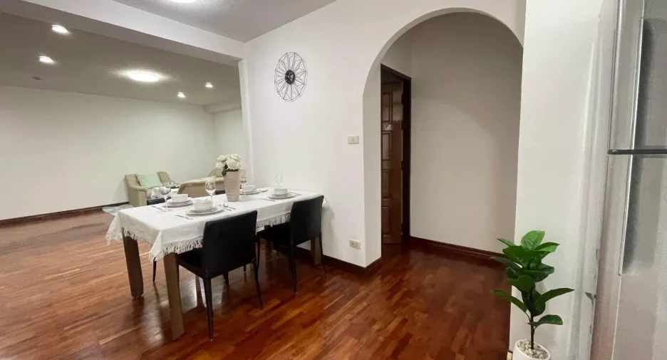 Wohnung zur Miete mit 2 Zimmer in Watthana, Bangkok