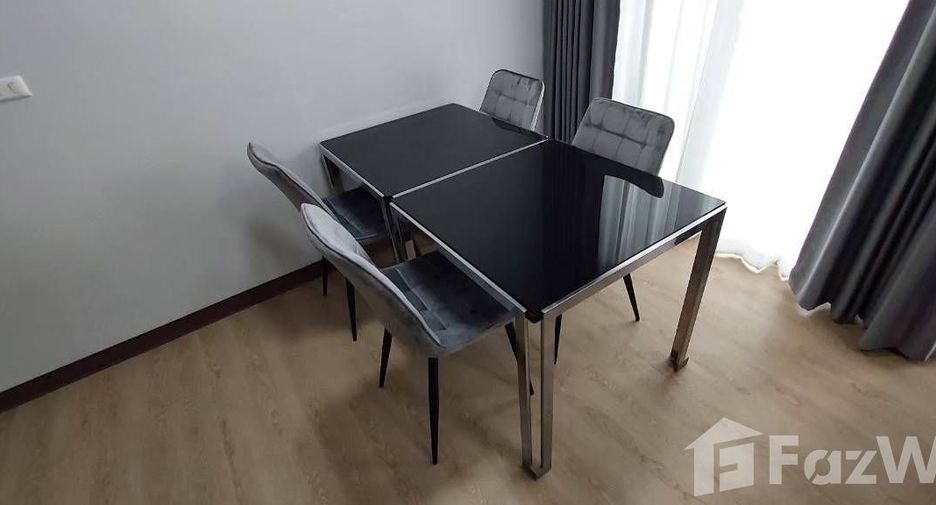 For rent 2 bedrooms condo in Bang Na, Bangkok