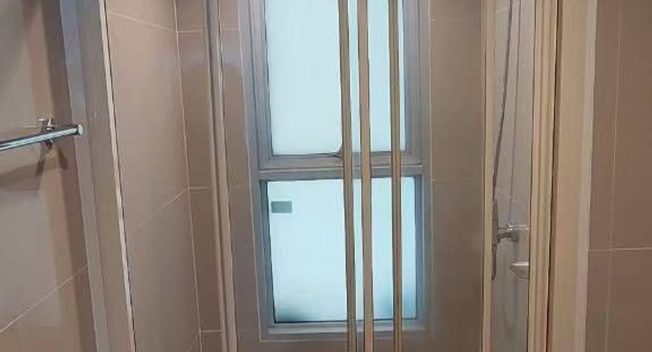For rent 2 bedrooms condo in Bang Na, Bangkok