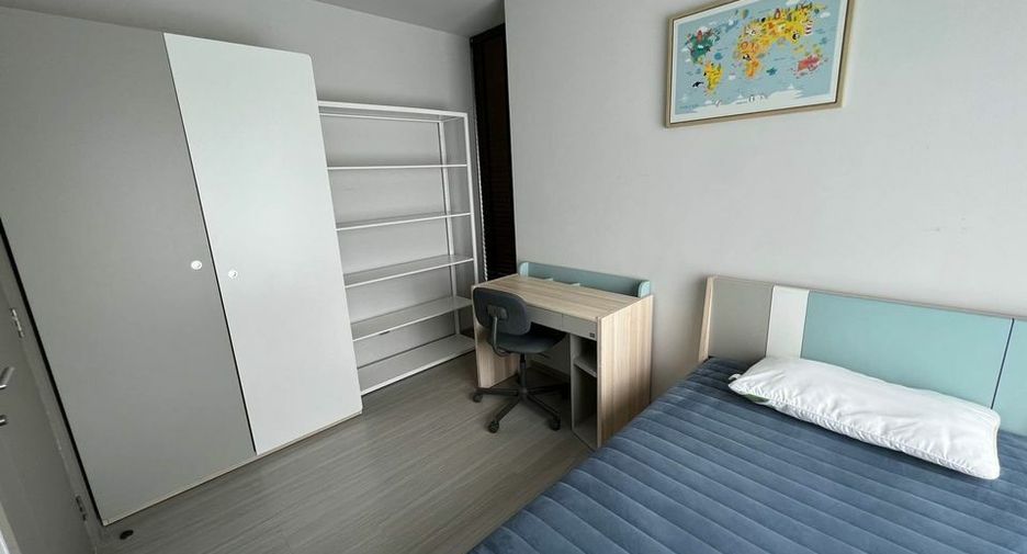 For rent 2 bedrooms condo in Huai Khwang, Bangkok