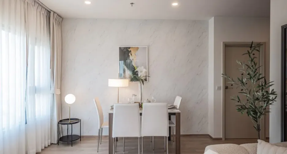 For rent 2 bedrooms condo in Khlong Toei, Bangkok