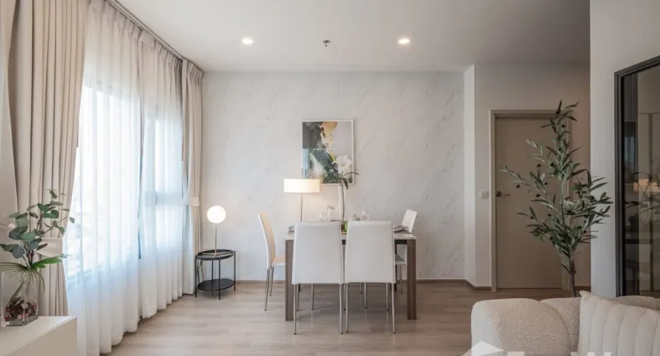 For rent 2 bedrooms condo in Khlong Toei, Bangkok