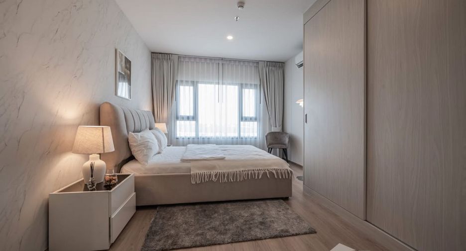 For rent 2 bedrooms condo in Khlong Toei, Bangkok