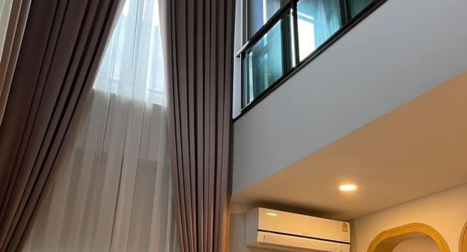 Casa en alquiler de 5 habitaciones en Bang Phli, Samut Prakan